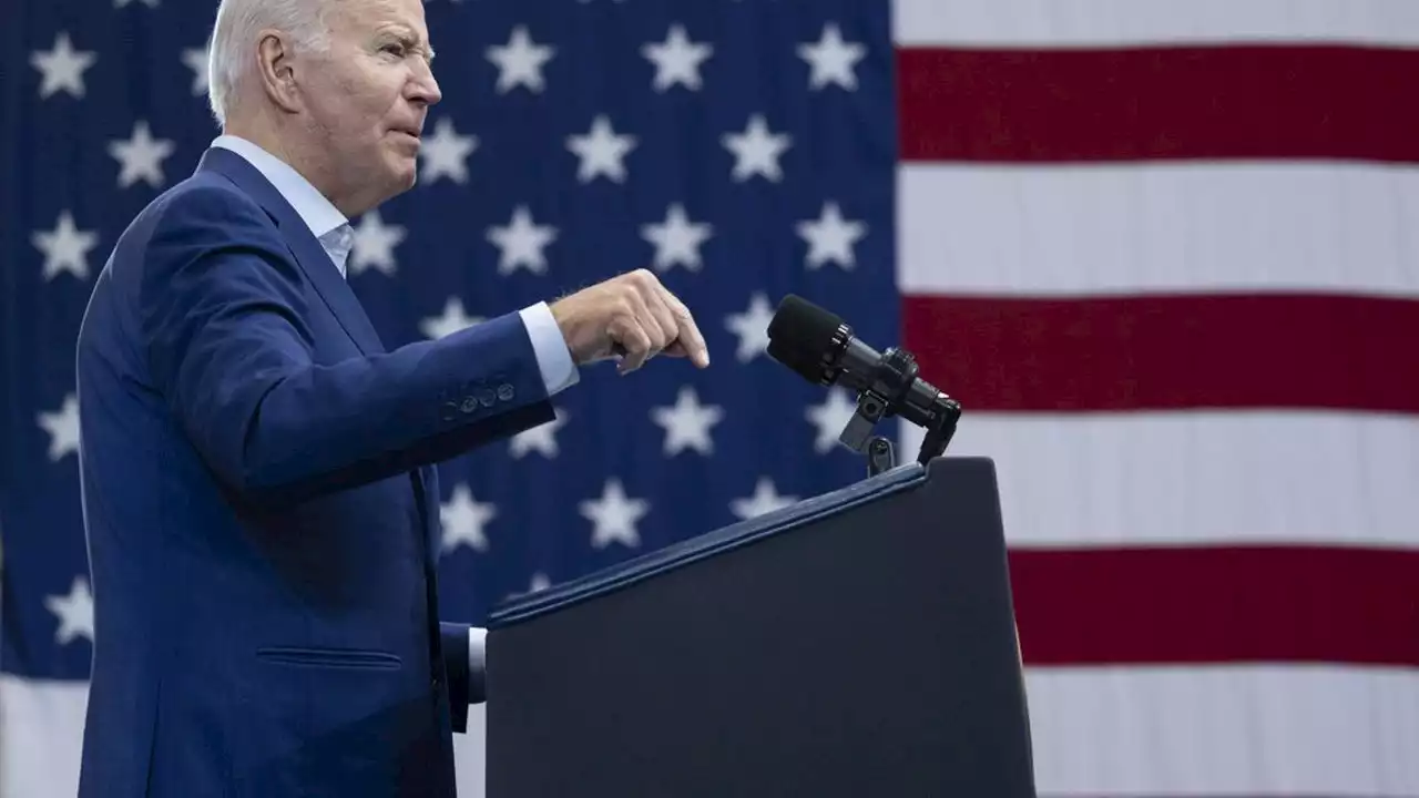 Biden limite les investissements dans les technologies, la Chine proteste