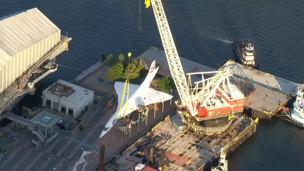 NYC museum's Concorde supersonic jet takes barge ride to Brooklyn for restoration