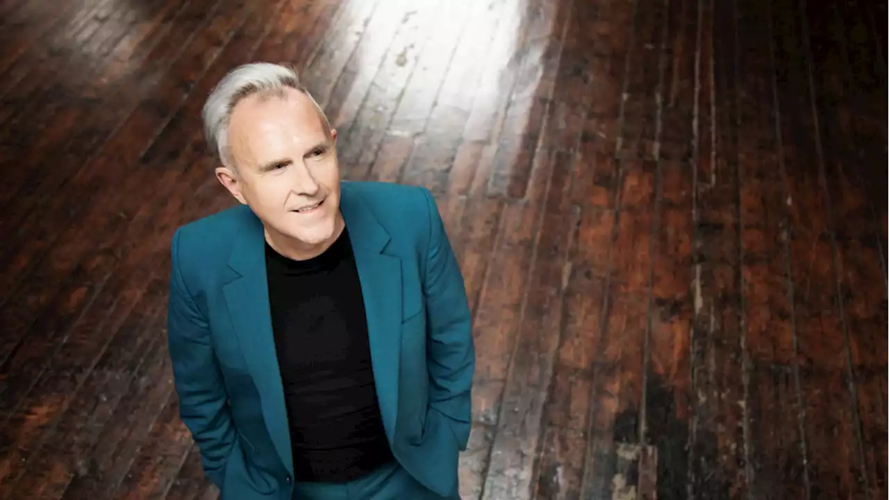 Synth-pop pioneer Howard Jones looks back on 40 years of groundbreaking music