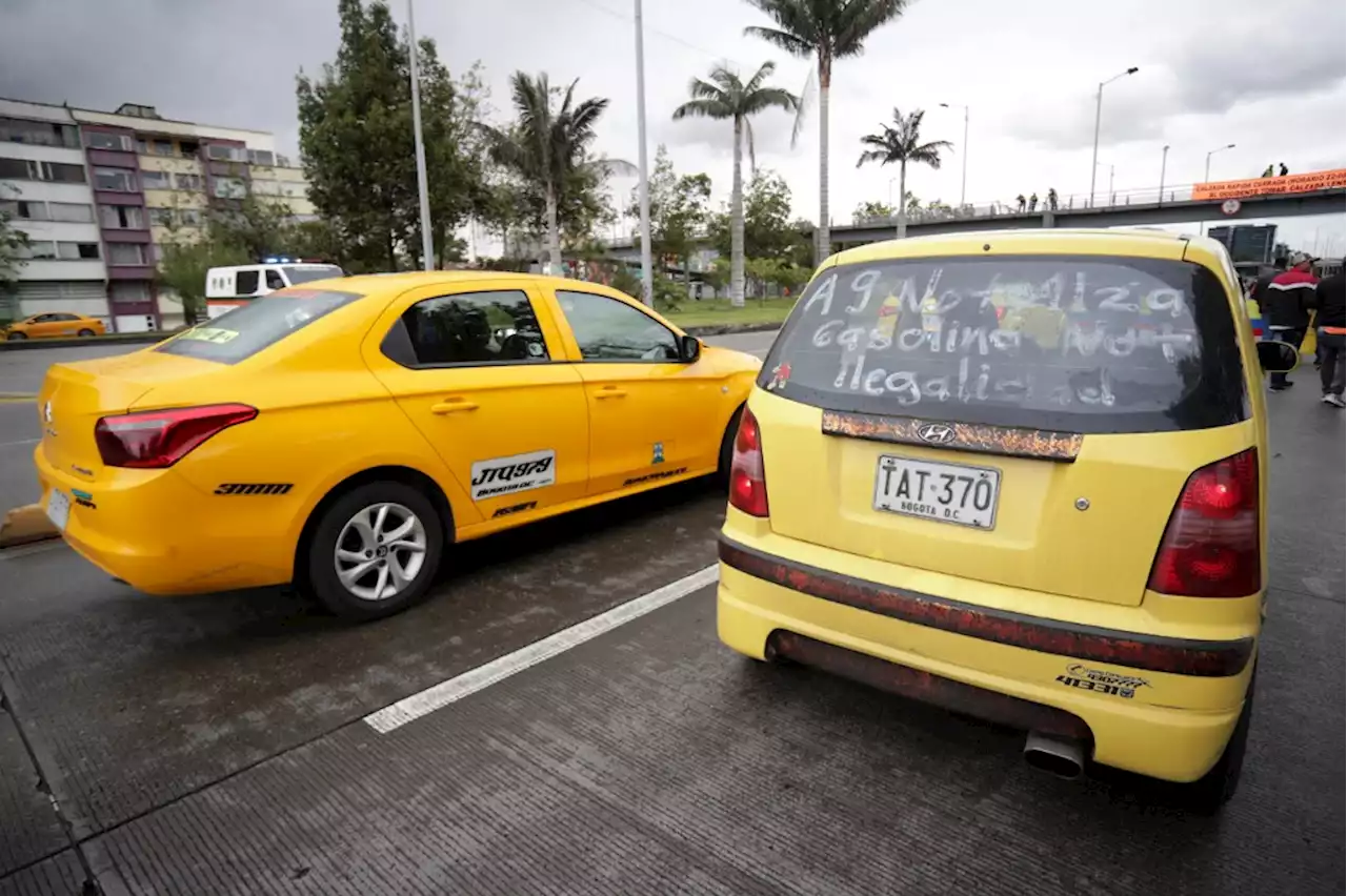 Se suspende paro de taxistas; no hubo solución, pero les prometieron reunión con Petro - Pulzo