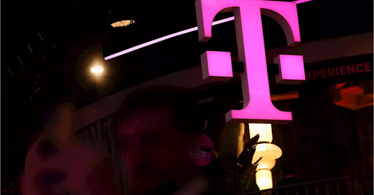 Deutsche Telekom lifts 2023 guidance slightly again