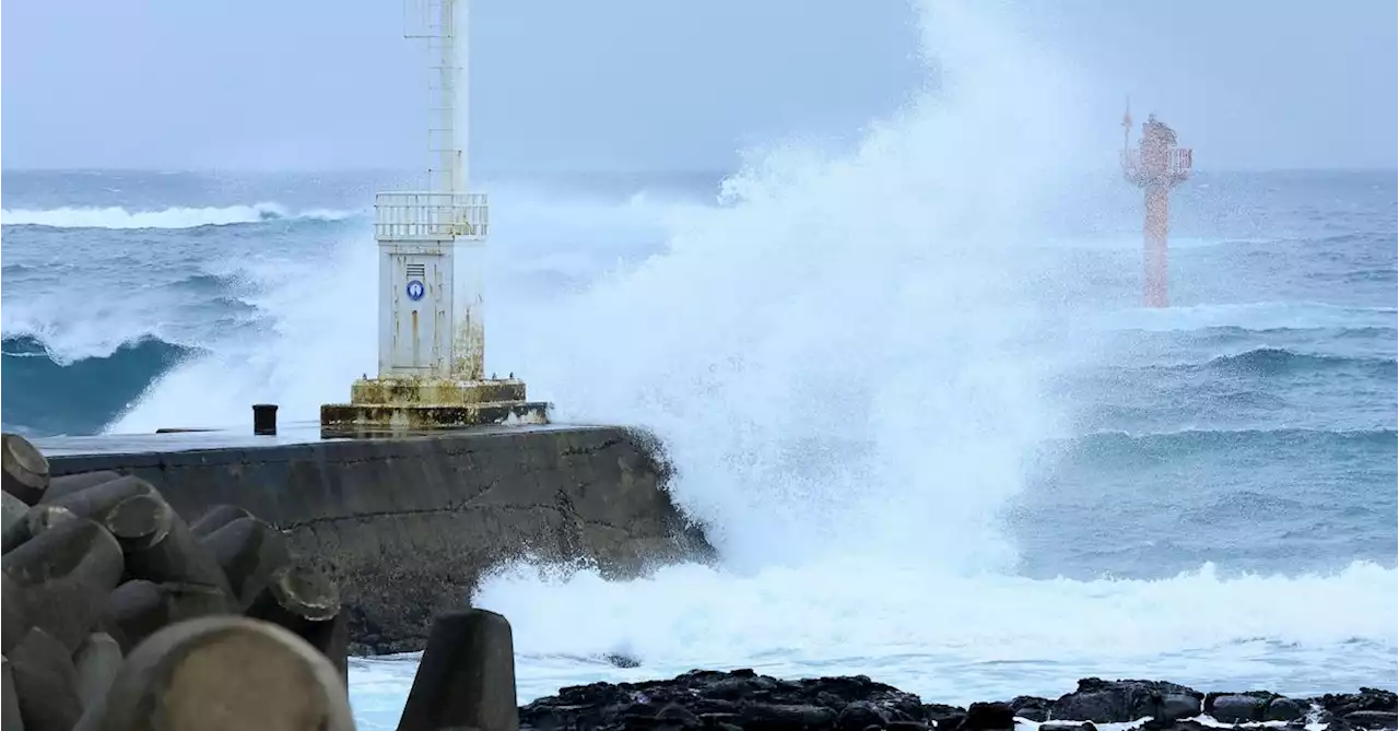 Rains lash southern Japan as Khanun takes aim at South Korea