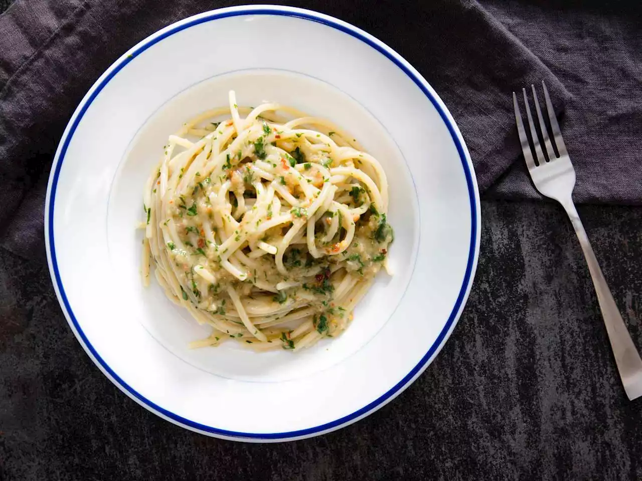 Spaghetti con la Colatura di Alici (Pasta With Colatura) Recipe