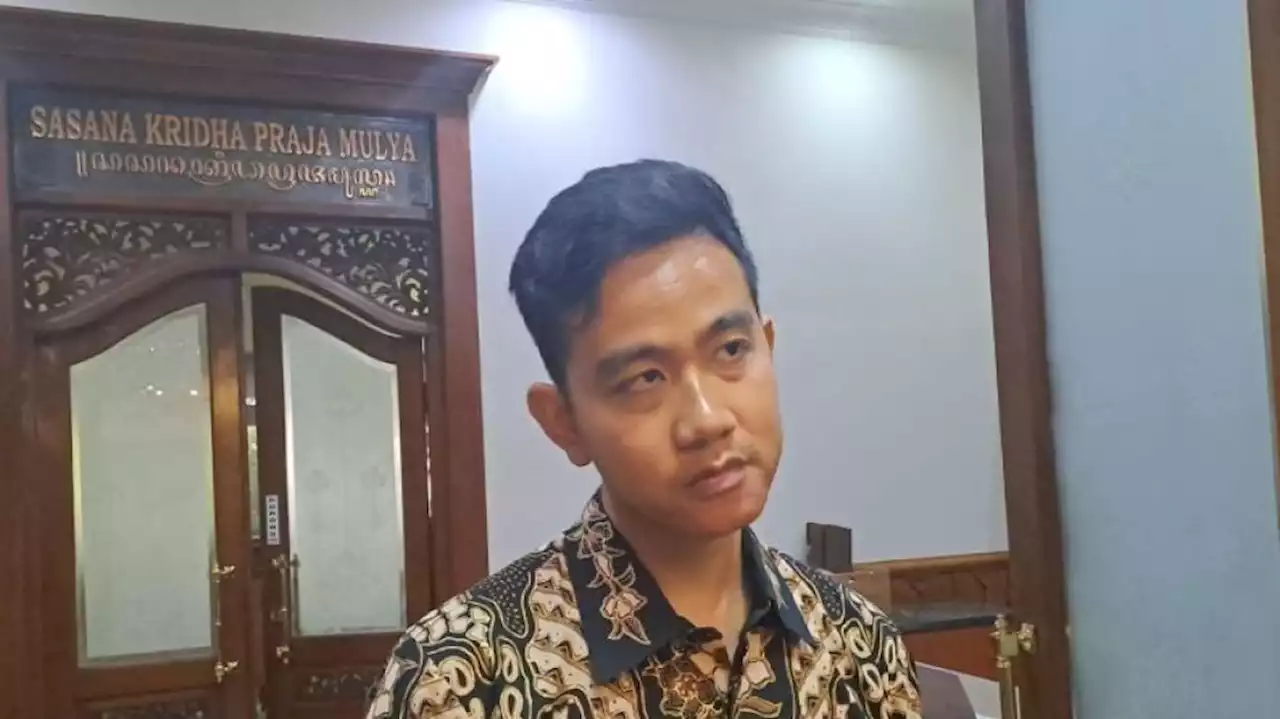 Gibran Kembali Tegaskan Sikapnya soal Pilpres 2024: Tegak Lurus Arahan PDIP