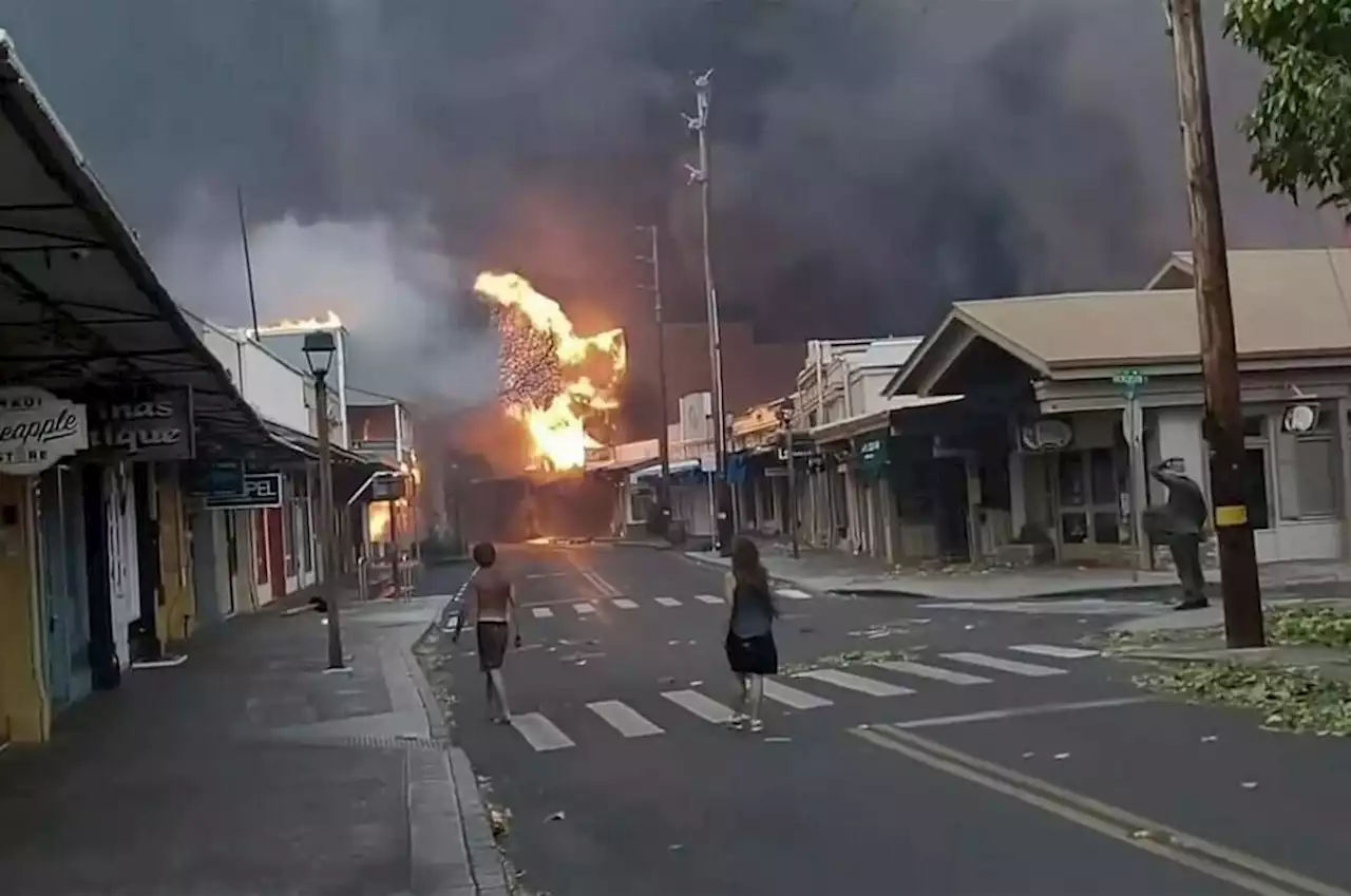Wildfires in Hawaii fueled by dangerous mix of conditions