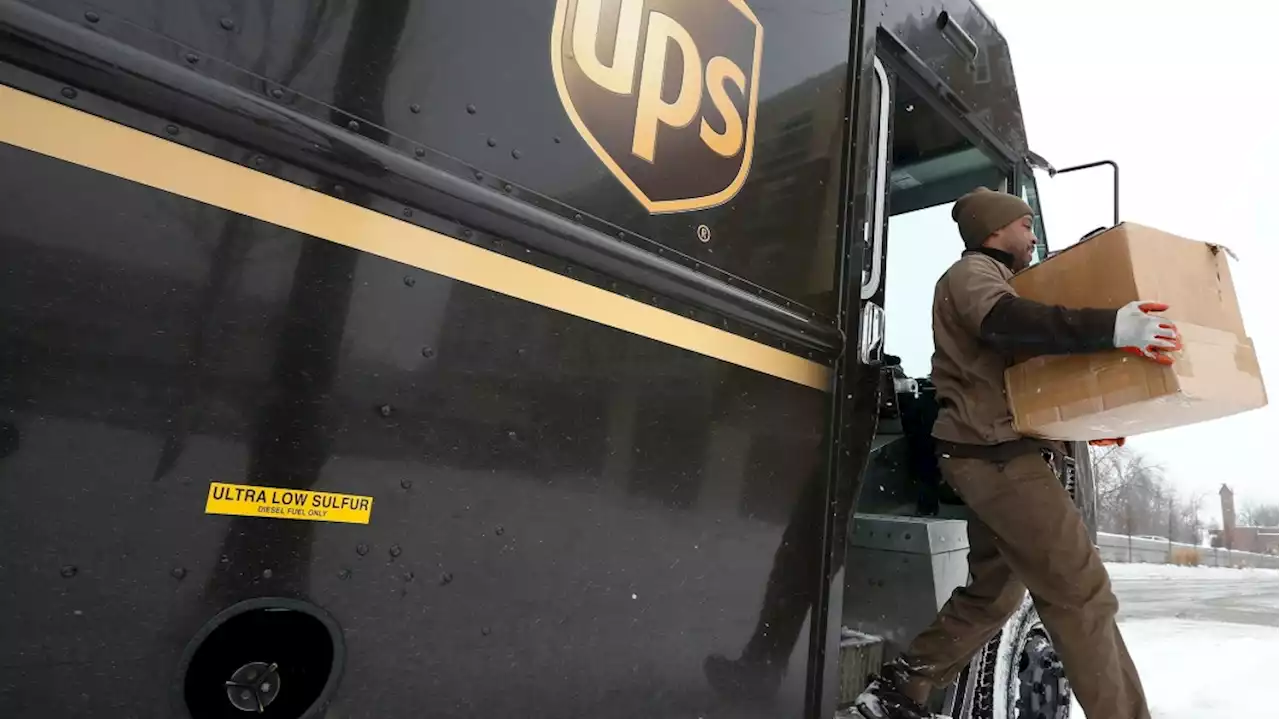 UPS drivers land a $170,000-a-year contract, and tech workers are incredulous - Autoblog