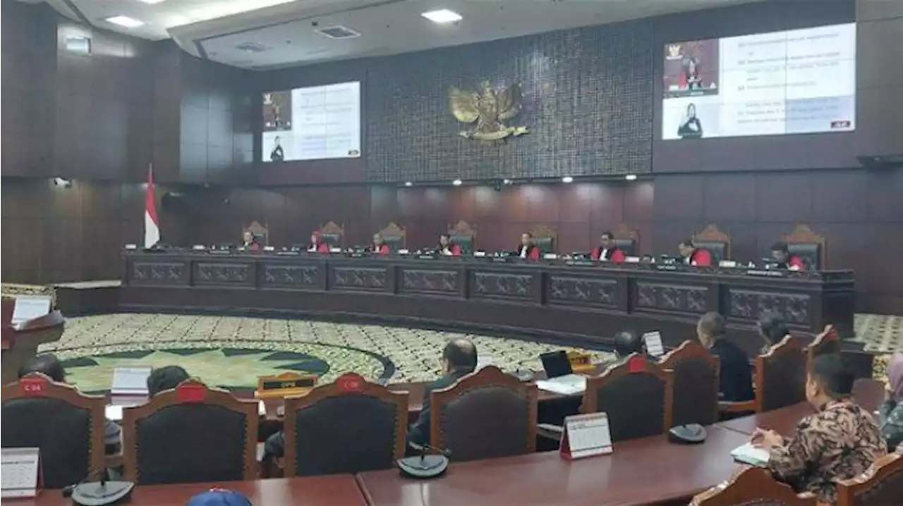 Datangi MK, Pengacara Asal Jatim Minta Hakim Tolak Gugatan Usia Capres PSI - Tribunnews.com