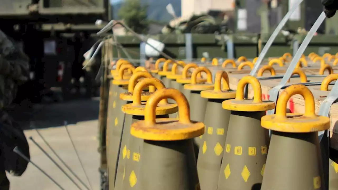 Live blog: Russia accuses US of 'war crime' over Ukraine cluster bombs supply