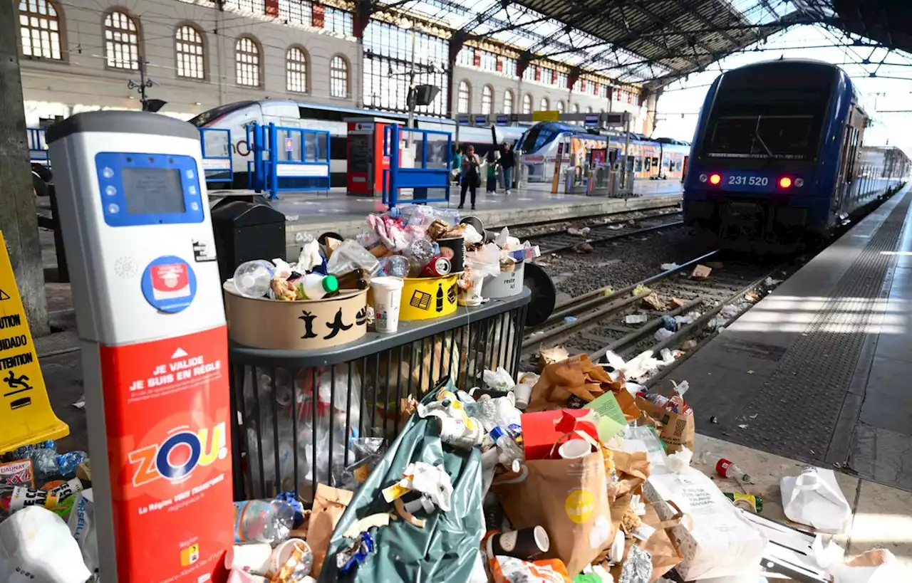 « Opération nettoyage » des poubelles à la gare de Marseille, malgré la grève