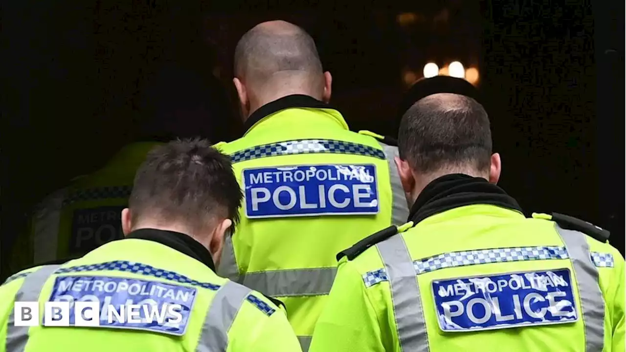 Met PCSO numbers decline by almost one third