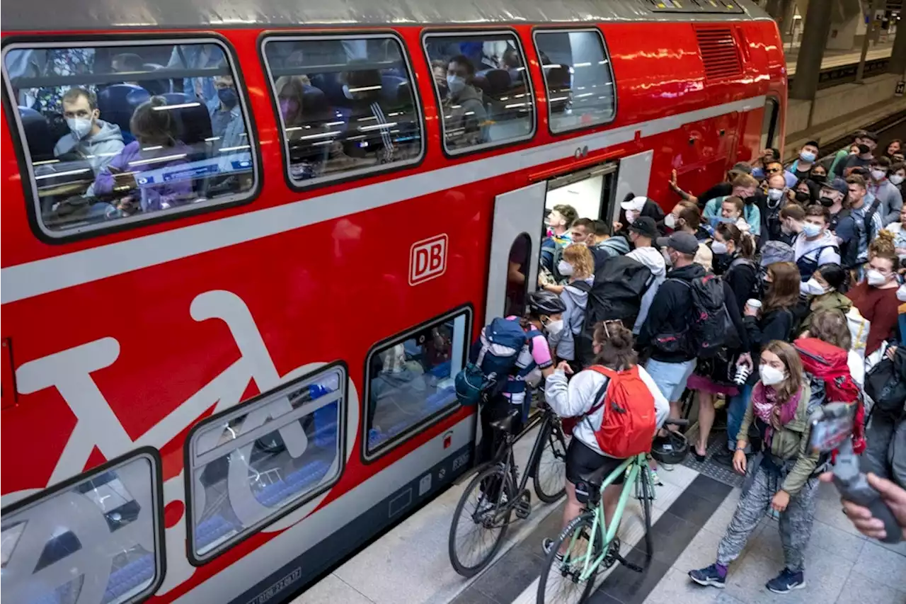 Volle Züge von Berlin an die Ostsee: Bahn warnt vor der Mitfahrt