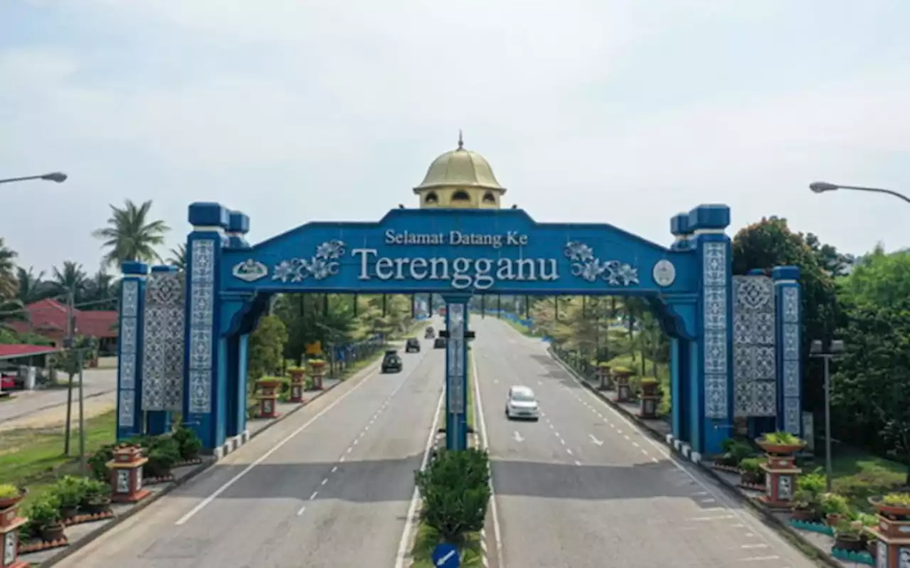 Sunday a public holiday in Kelantan, Terengganu