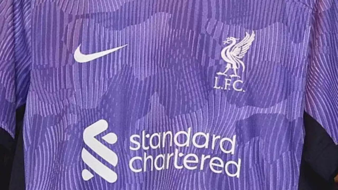 Liverpool présente son maillot third pour la saison 2023-2024