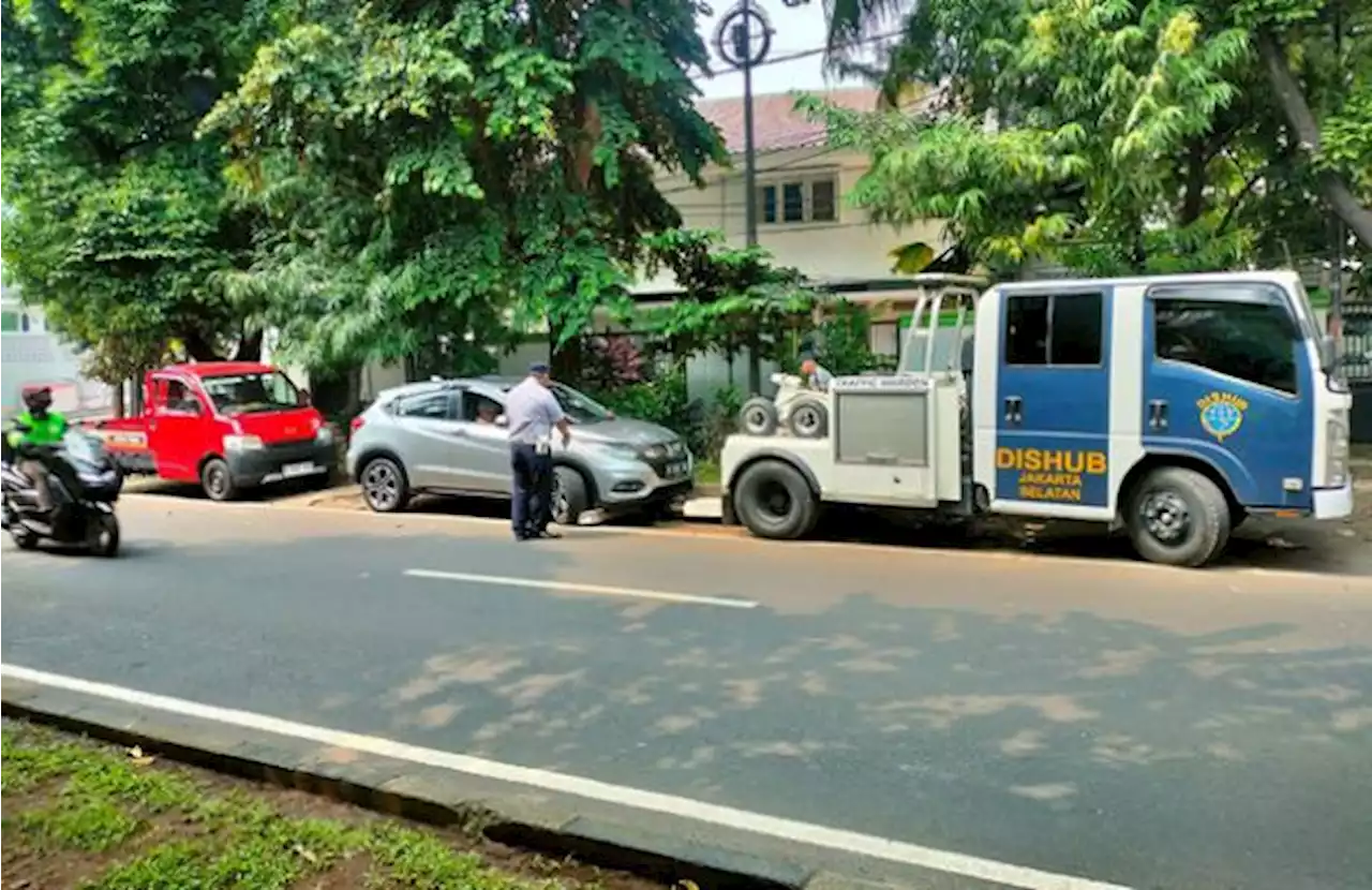 Kurangi Polusi, Kendaraan Operasional ASN di DKI akan Diganti dengan Kendaraan Listrik