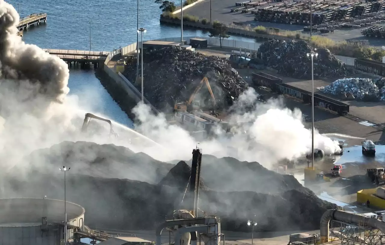 Fire at West Oakland metal-recycling facility fully extinguished