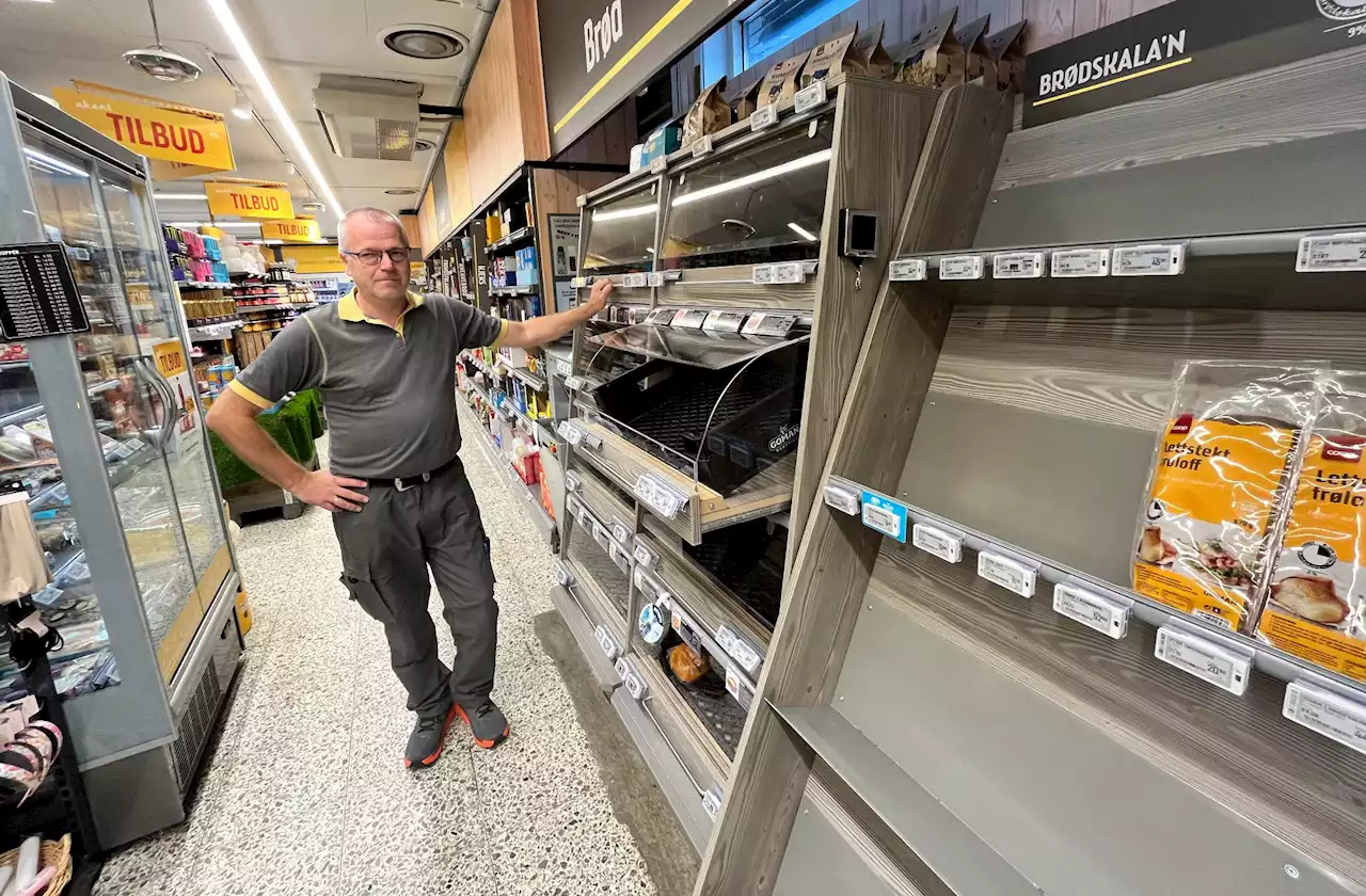 – Vi gikk tom for brød på mandag, og melka var det slutt på tirsdag