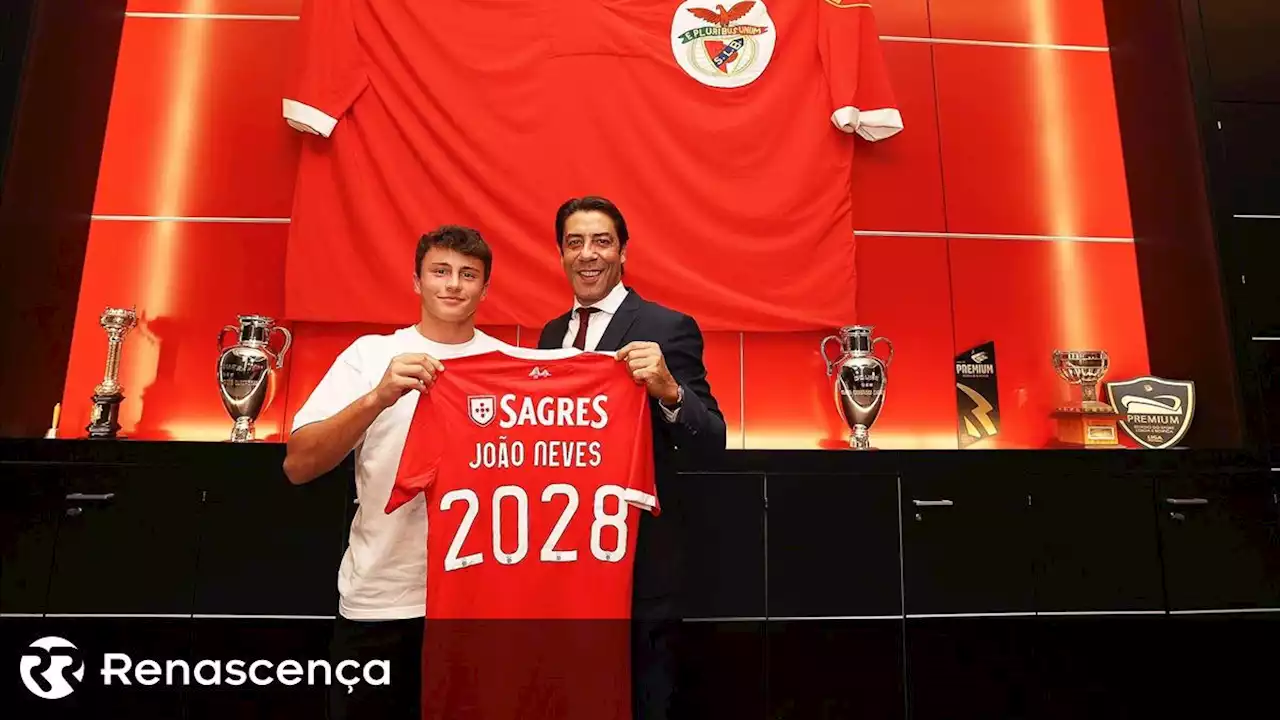 João Neves assina novo contrato pelo Benfica - Renascença