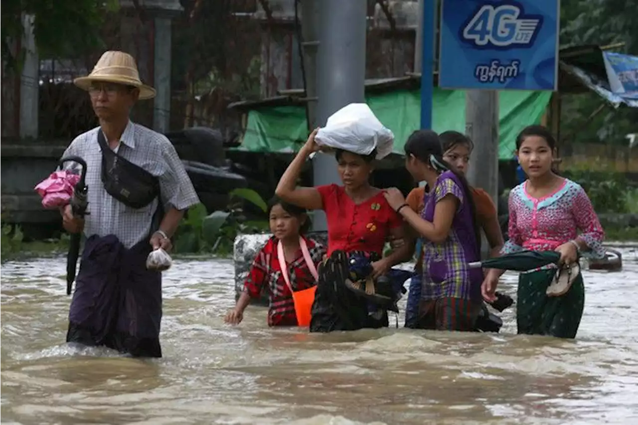 Five dead and more than 40,000 evacuated as monsoon floods hit Myanmar