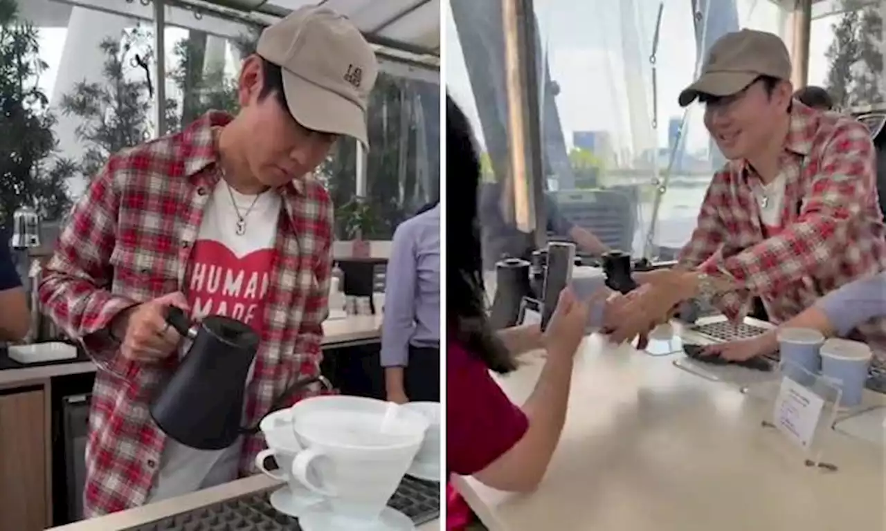 Singer JJ Lin live-streams brewing and serving free coffee at MBS for an hour on National Day