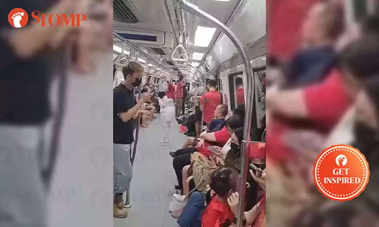 SMRT train captain brightens commuters' day with special National Day message