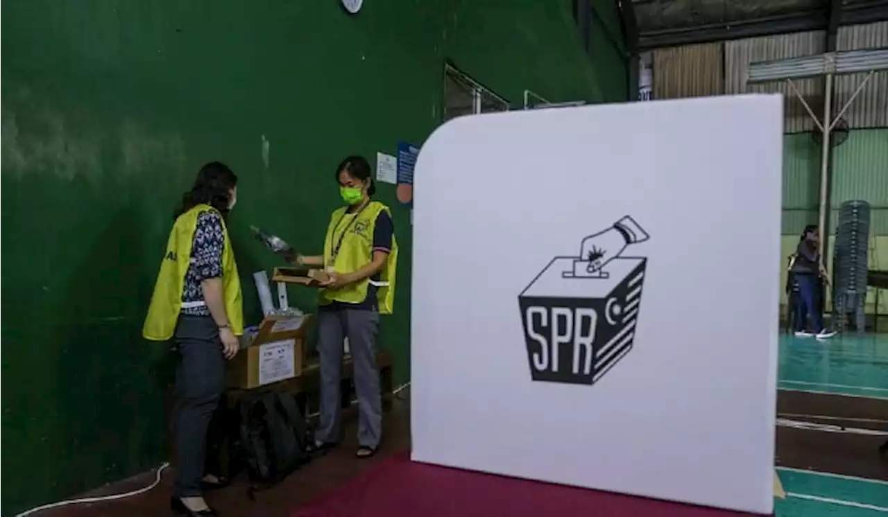 Make Sure No Party Symbols On Your Baju When You Cast Your Votes Tomorrow | TRP