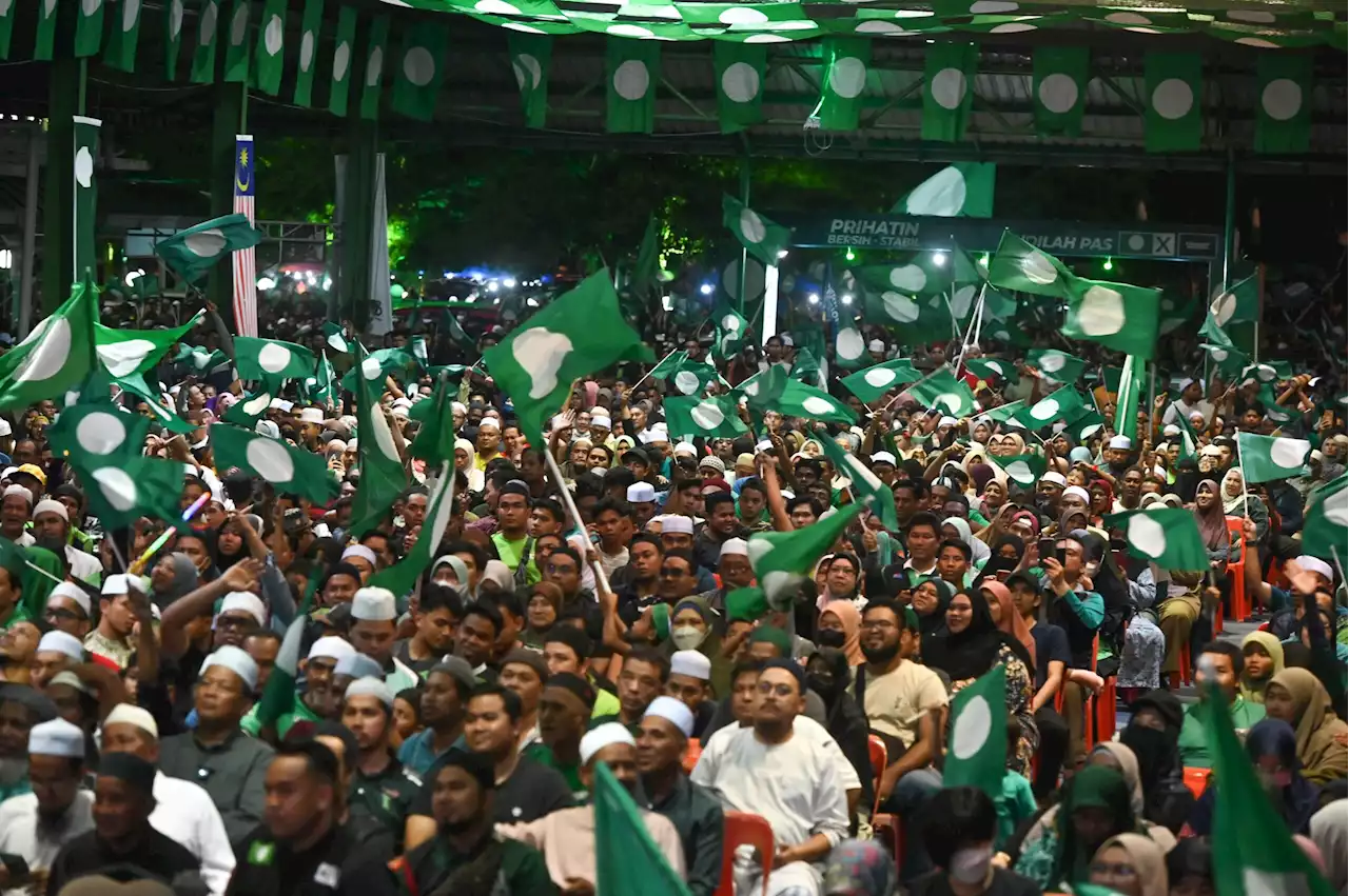 Pas sukar tumbang di Kelantan, Terengganu