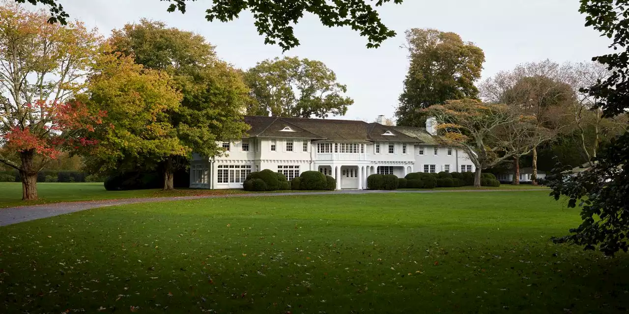 WSJ News Exclusive | Lasata, Where Jackie O Summered as a Child, Sells for $52 Million