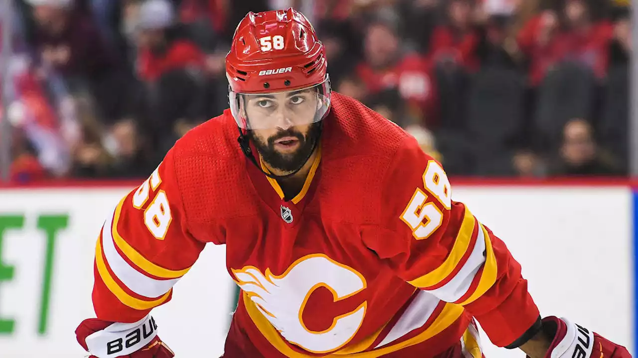 Flames' Oliver Kylington opens up on mental health struggles: 'I almost hit a wall'