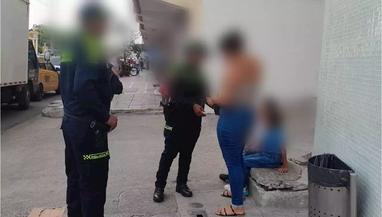 Cayó mujer que usaba a sus hijos para pedir dinero en el Centro de Cartagena