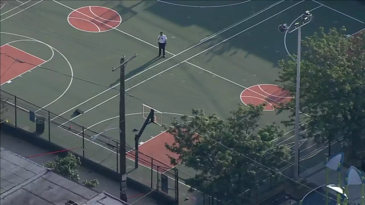 2 dead, 2 injured after shooting on North Philly basketball court