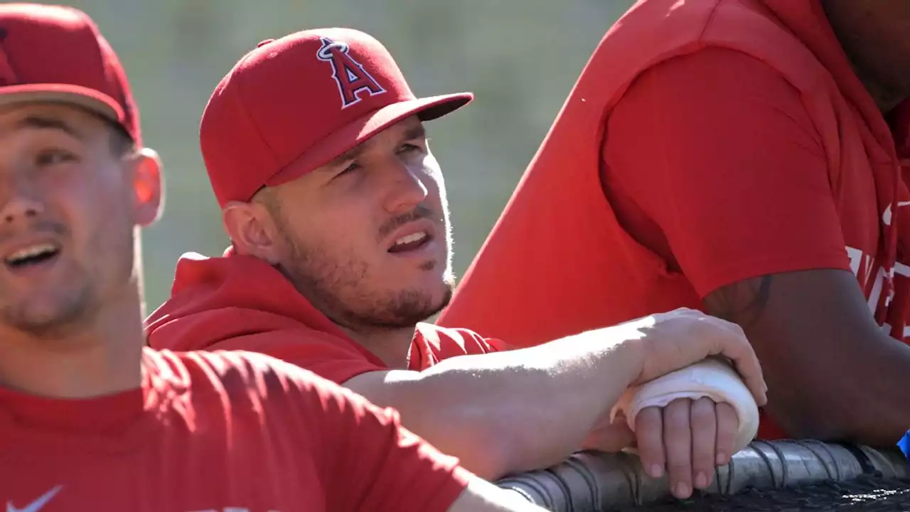 Angels' Mike Trout hits off pitching machine, closer to return