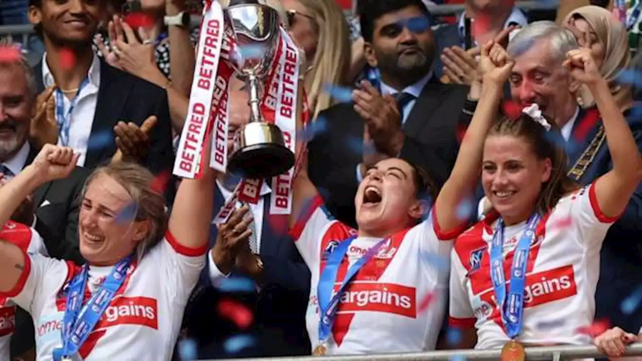 Saints beat Leeds in historic Challenge Cup final