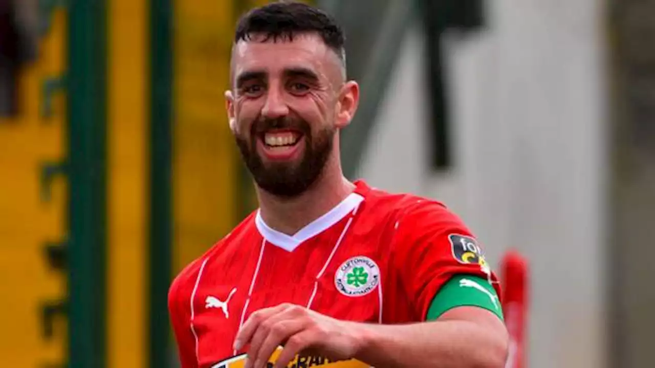 Cliftonville and Linfield make winning starts