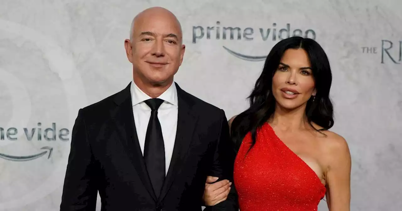 Jeff Bezos reportedly buys $68 million home in Miami's 'billionaire bunker.' Tom Brady and Ivanka Trump will be his neighbors.