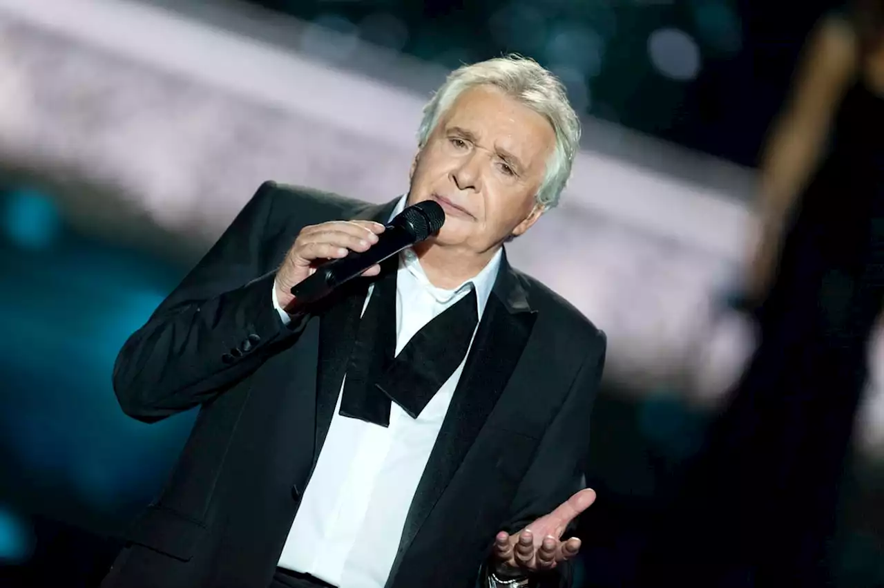 Michel Sardou : “scout, sectaire, de droite…”, le chanteur atomisé par une célèbre artiste - Closer