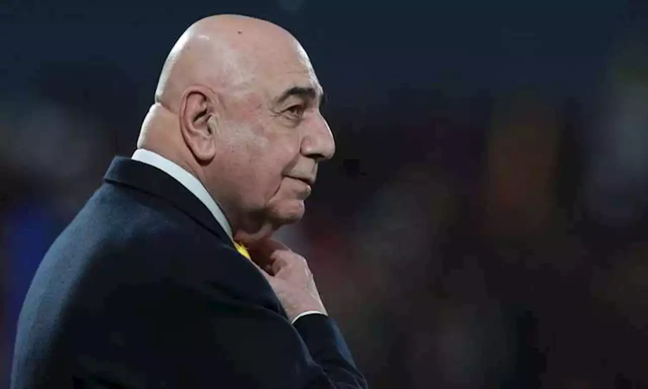 Inter, Galliani in sede per chiudere l'affare Carlos Augusto VIDEO