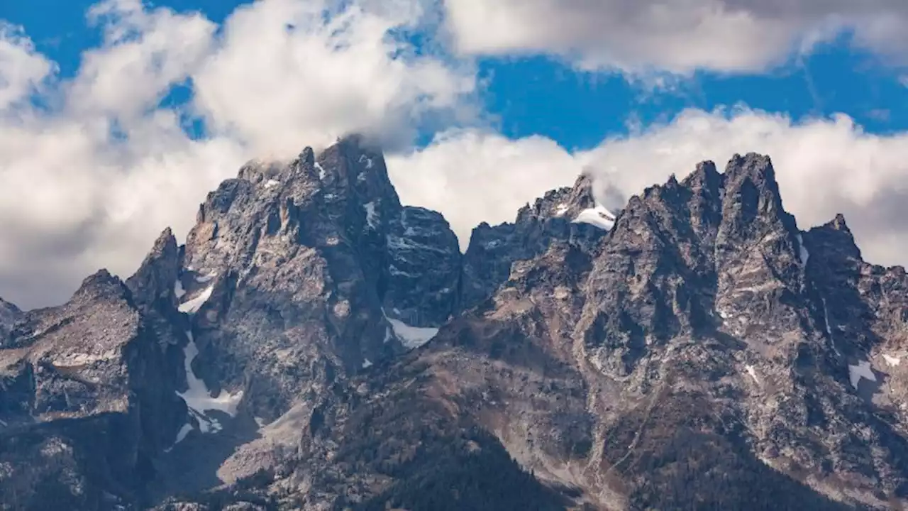 Hiker dies after falling off mountain inside Grand Teton National Park | CNN