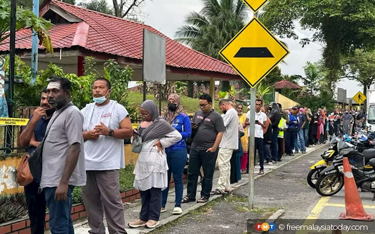 PRN: Lebih 9.67 juta pengundi mengundi hari ini