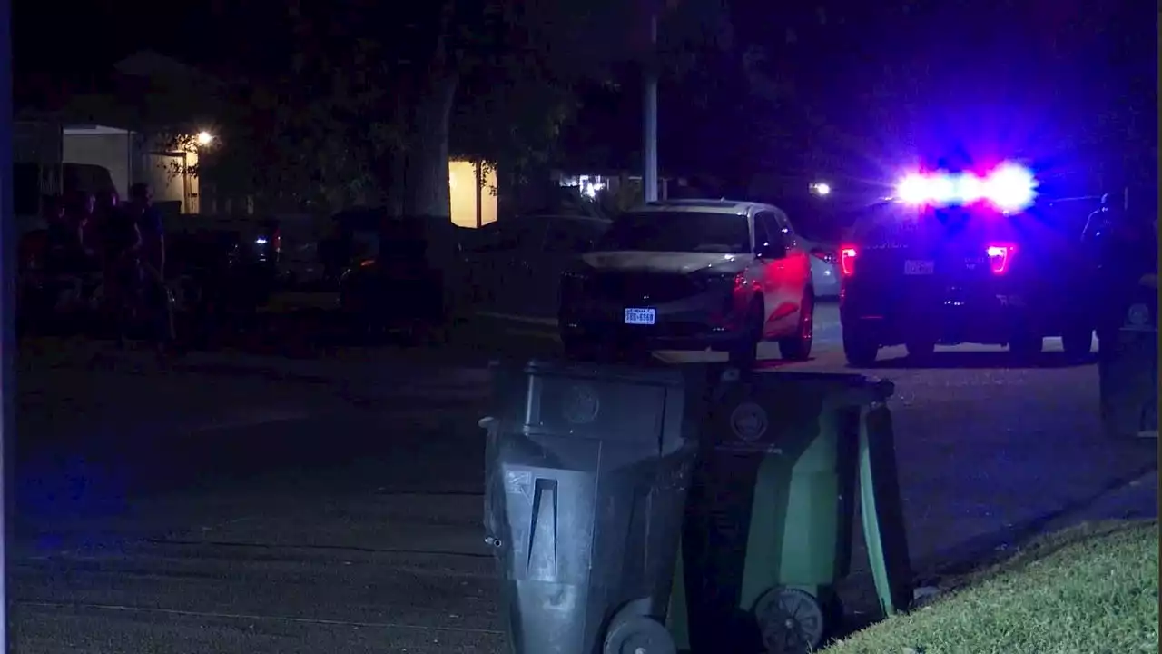 Houston shooting: 15-year-old in critical condition after neighborhood shooting