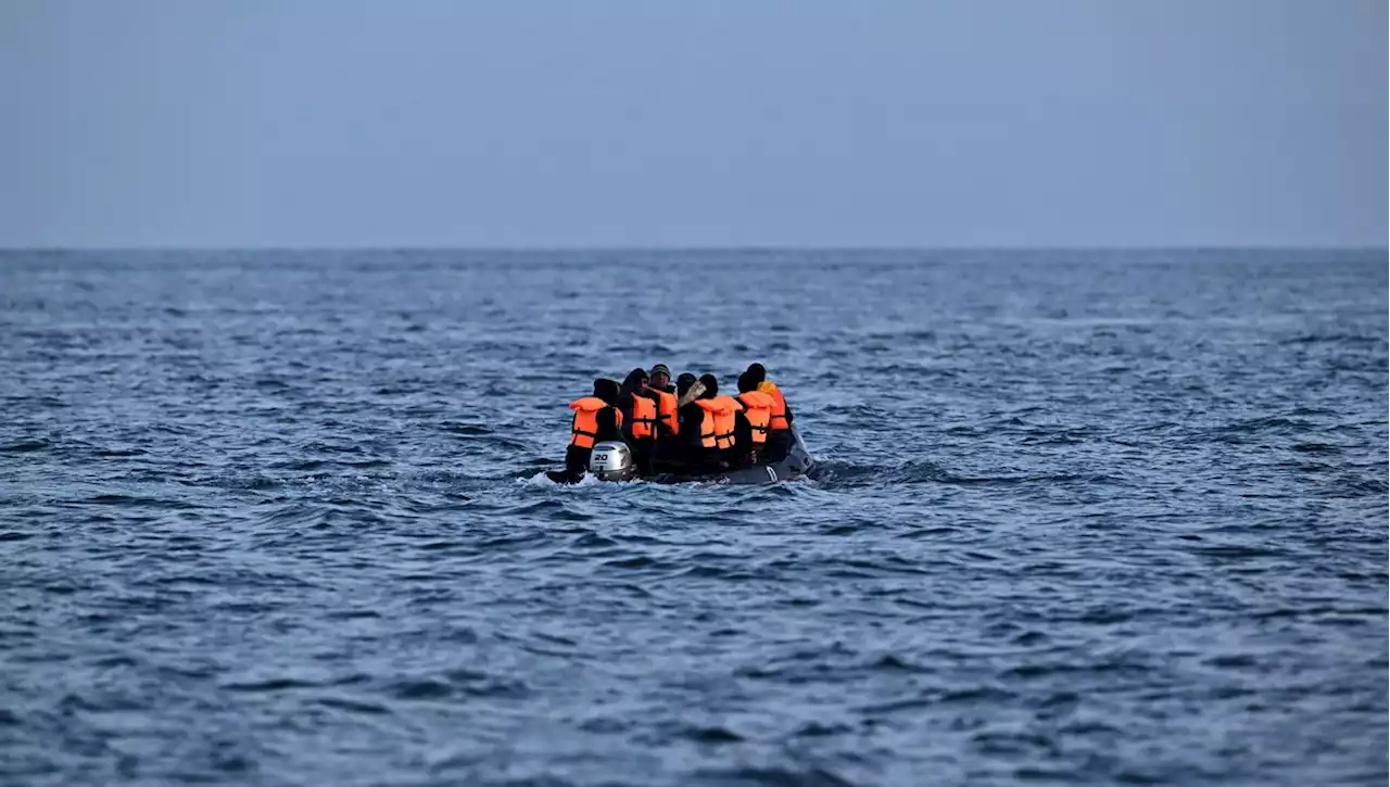 Nouveau naufrage meurtrier dans la Manche : au moins six migrants morts et des disparus