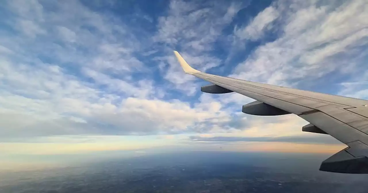 Photograph of aircraft wing covered in silver tape is not a Ryanair plane - Full Fact