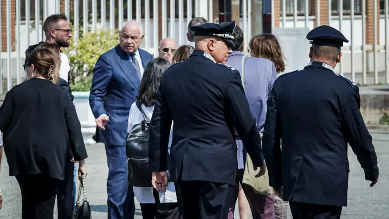 Nordio contestato dai detenuti del carcere di Torino. 'Libertà, libertà'