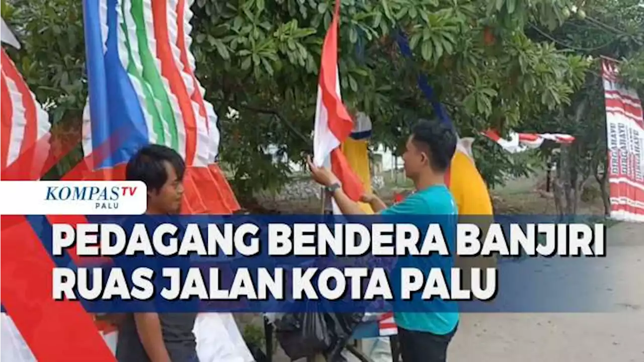 Pedagang Bendera Banjiri Ruas Jalan Kota Palu