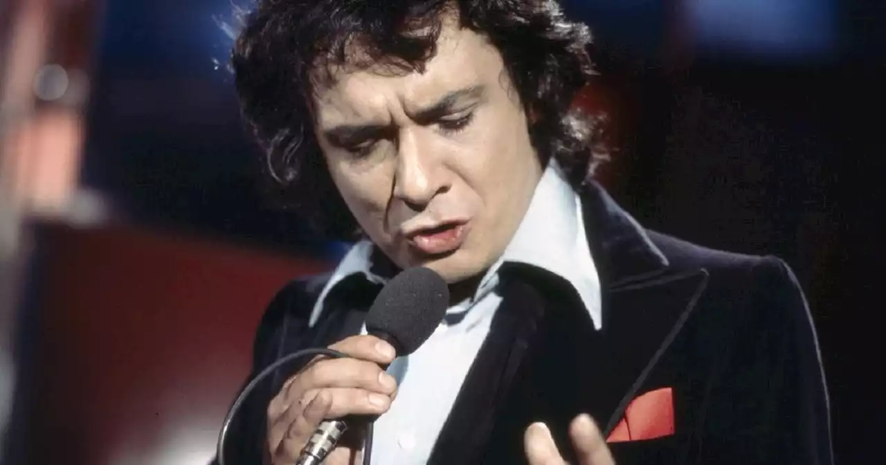 Polémique Juliette Armanet : 5 chansons de Sardou qui sont vraiment de droite