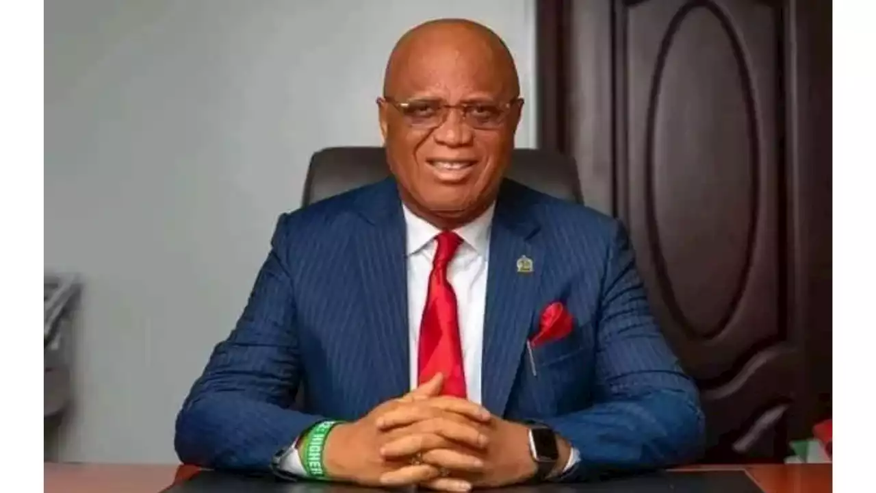 Gov Eno Tasks CBN On Nation’s Economy