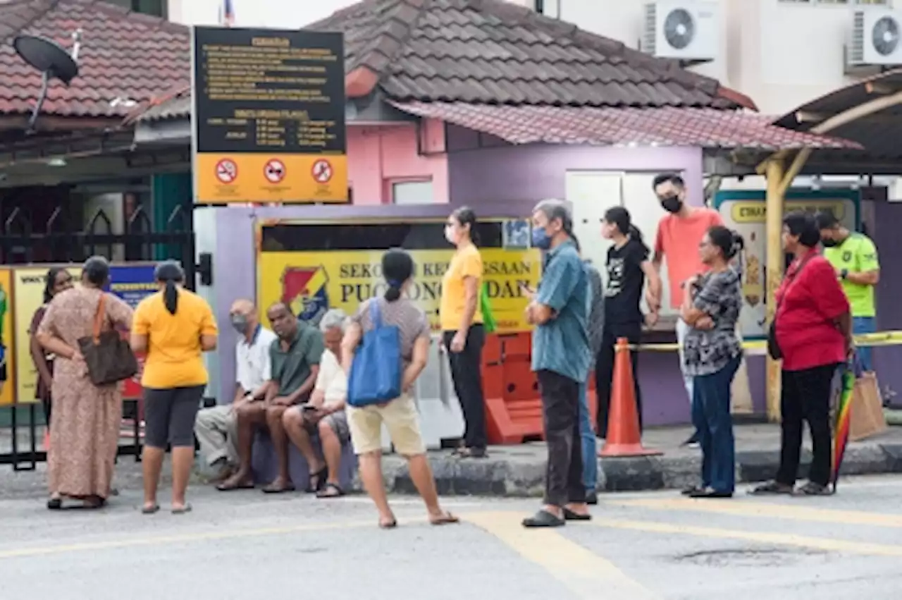 Perikatan’s Terengganu and Kedah leads in overall voter turnout, EC data shows