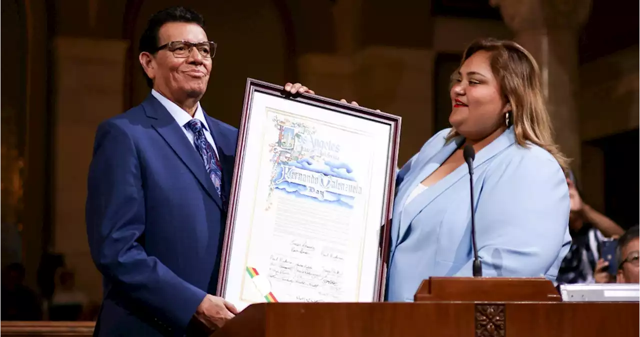 Los Dodgers retiran el número 34, y Los Ángeles declara el Día de Fernando Valenzuela