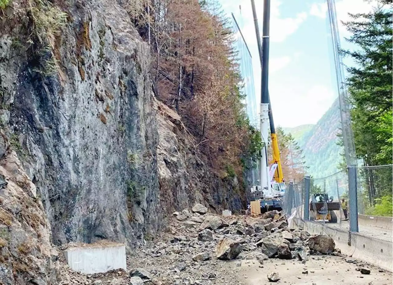 Highway 4 Closed Again Due to Rock Hazard