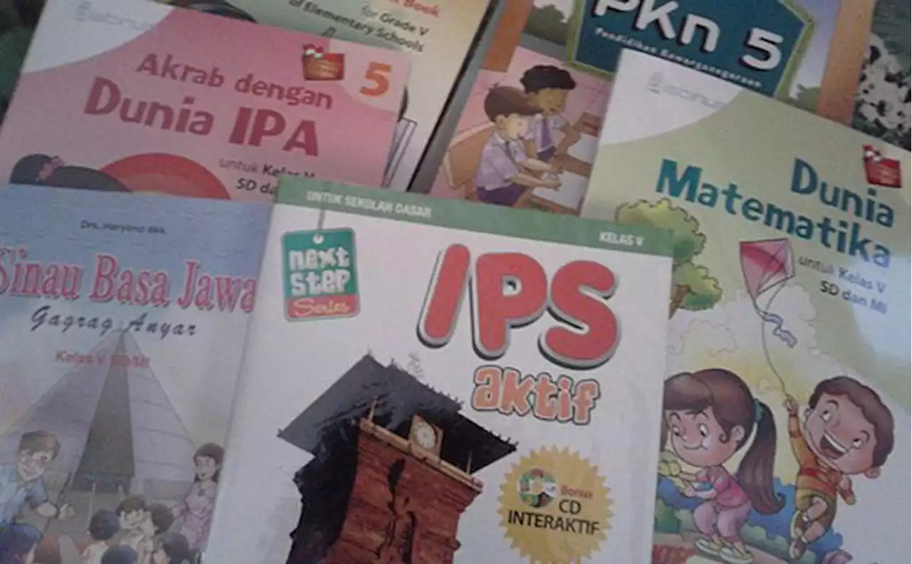 Cerita Siswa SMAN 2 Kota Serang yang Sekolahnya Jual Buku Paket Senilai Jutaan Rupiah - Tribunnews.com