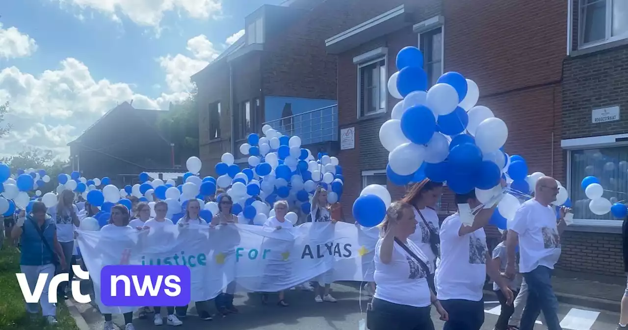 Stille mars voor vader en twee kinderen die om het leven kwamen bij brand in Gent